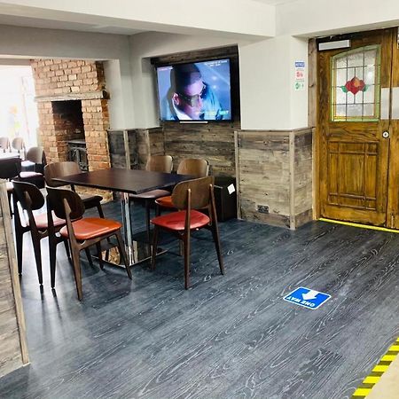 Fairways Lodge & Leisure Club Prestwich Exteriör bild